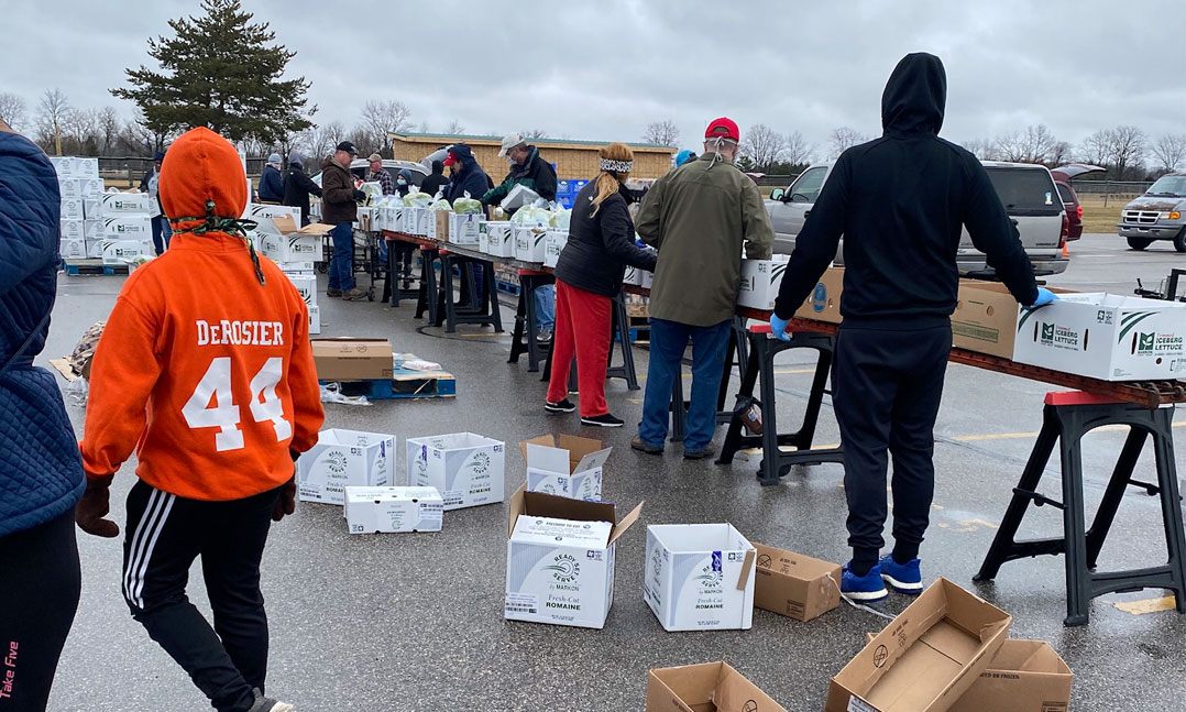 Veterans sort and distribute food during COVID-19 pandemic